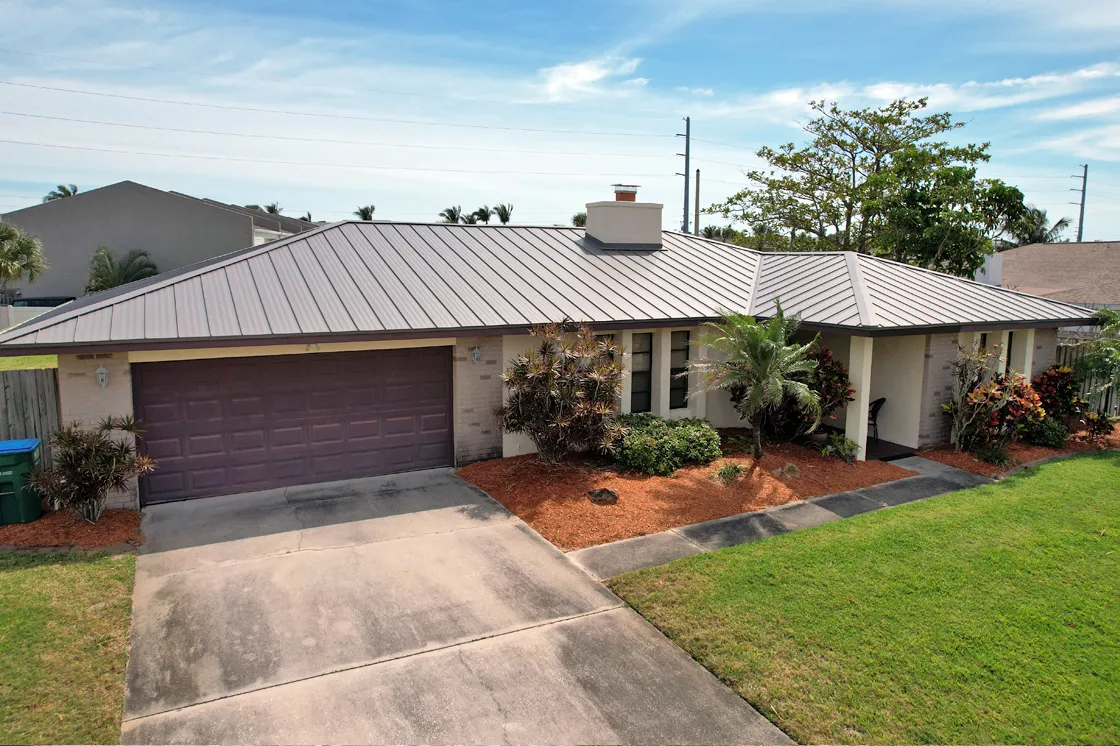 hurricane resistant roofing